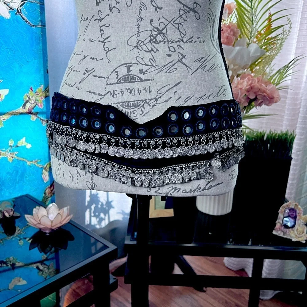 Black and silver belly dancer belt.